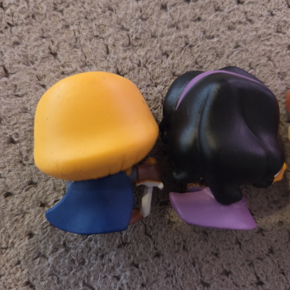 Disney Doorables The Hunchback of Notre Dame Lot Of 4! Series 12 Preowned - Picture 9 of 13